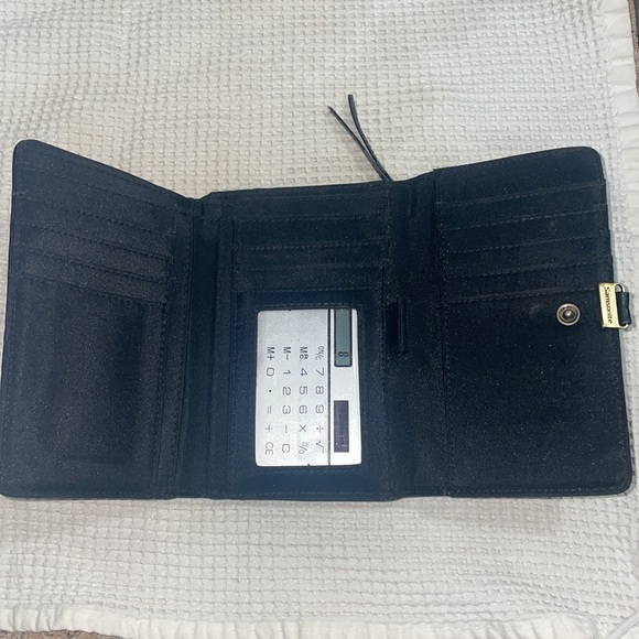 Great condition genuine leather multi functional wallet - Picture 4 of 10